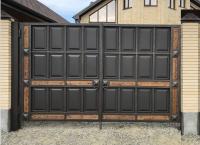 МЕТАЛЛИЧЕСКИЕ ВОРОТА С КАЛИТКОЙ (3,71 м х 2,30 м) (1,17 м х 2,30 м)