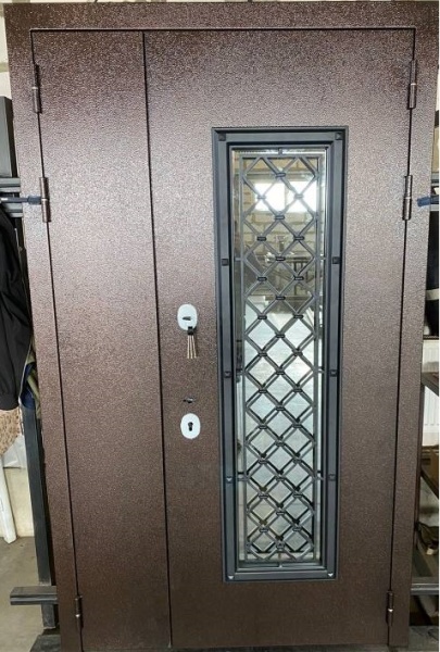 ФРАНЦИЯ ДВУХСТВОРЧАТАЯ